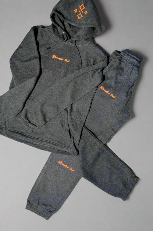 Momentum Peak Oversized Tracksuit